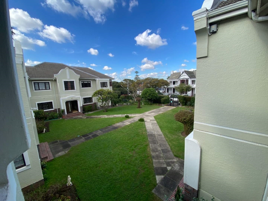 2 Bedroom Property for Sale in Mowbray Western Cape